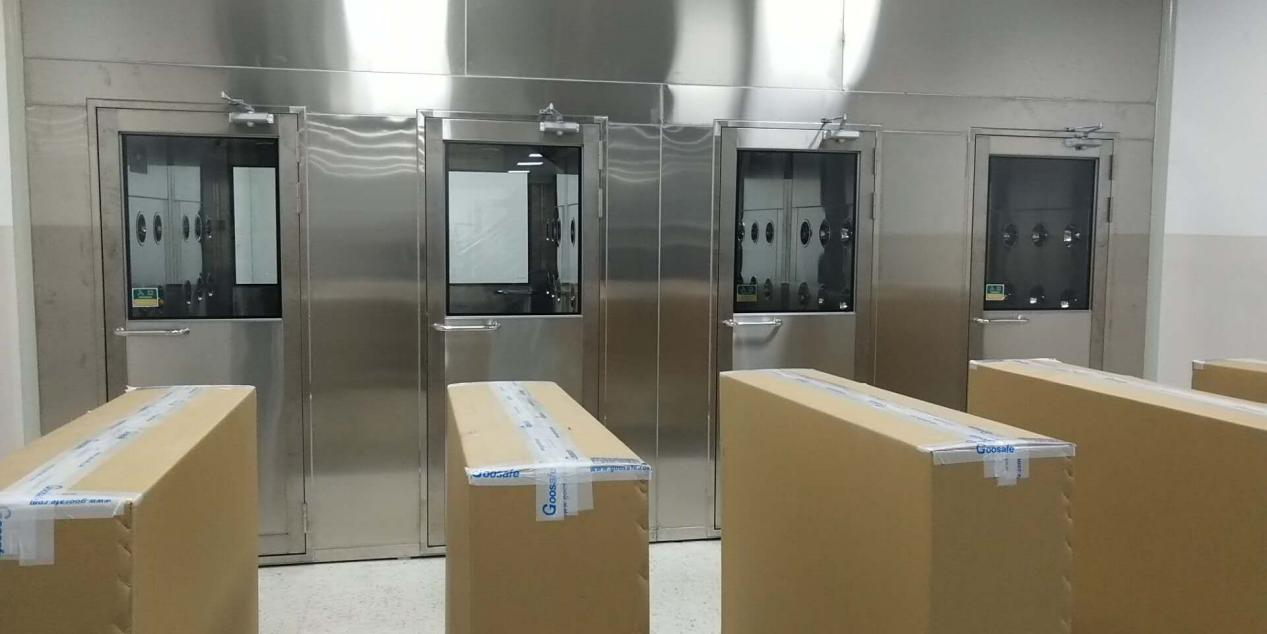 通道風(fēng)淋室1